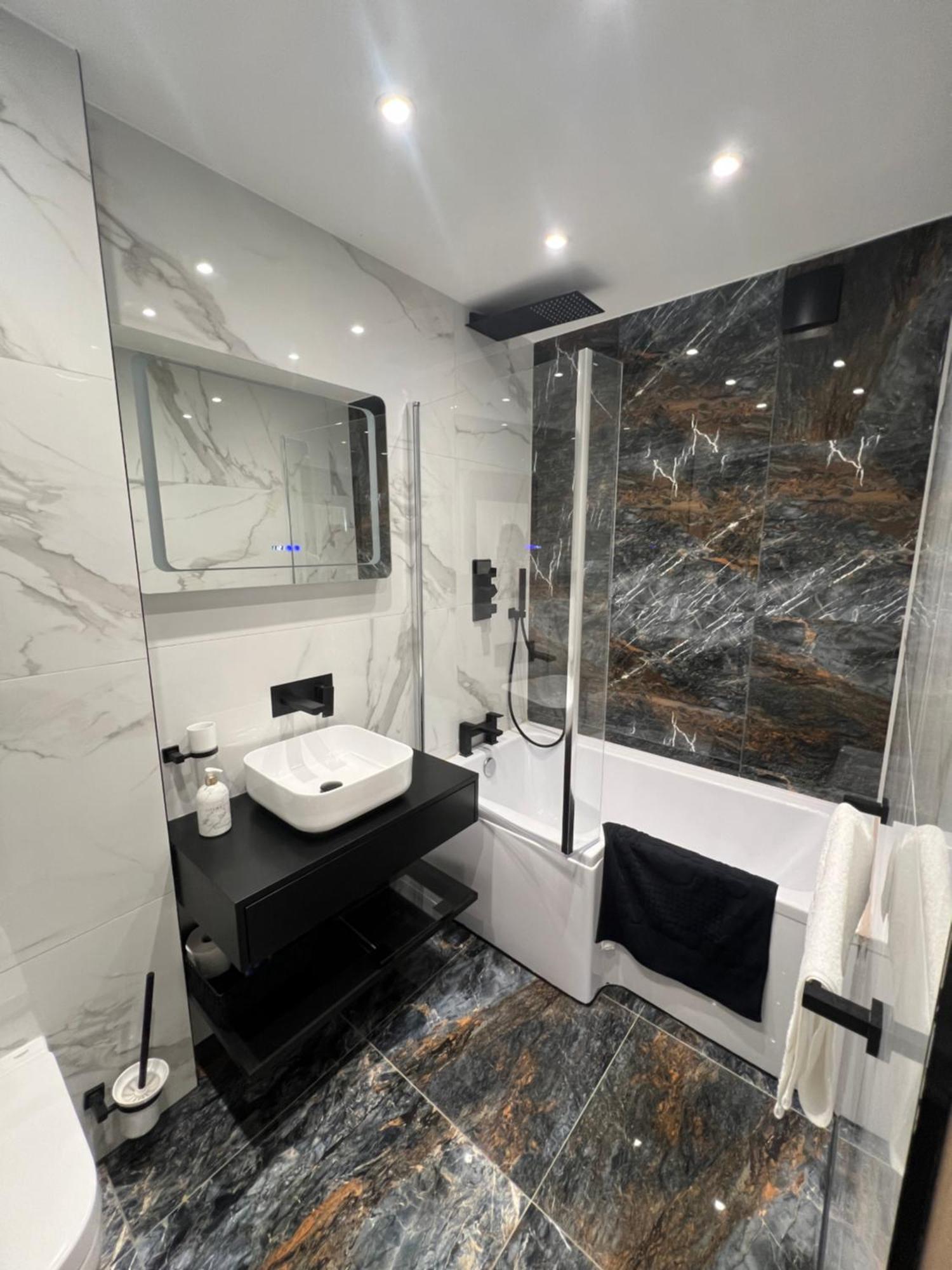 2 Bedroom Flat For Rent Apartment